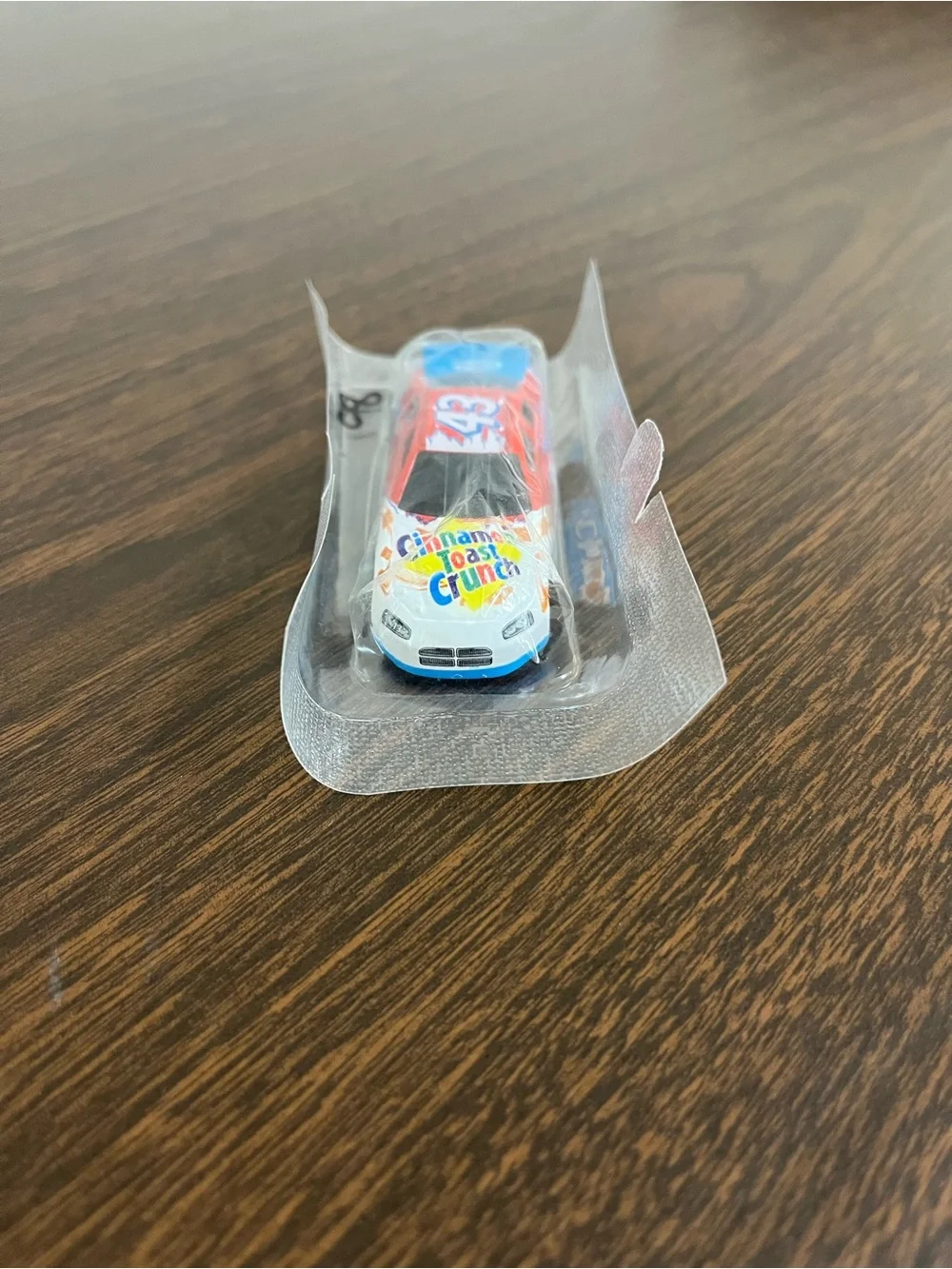 2008 Richard Petty #43 Cheerios Cinnamon Toast Crunch Diecast 1:64 NEW